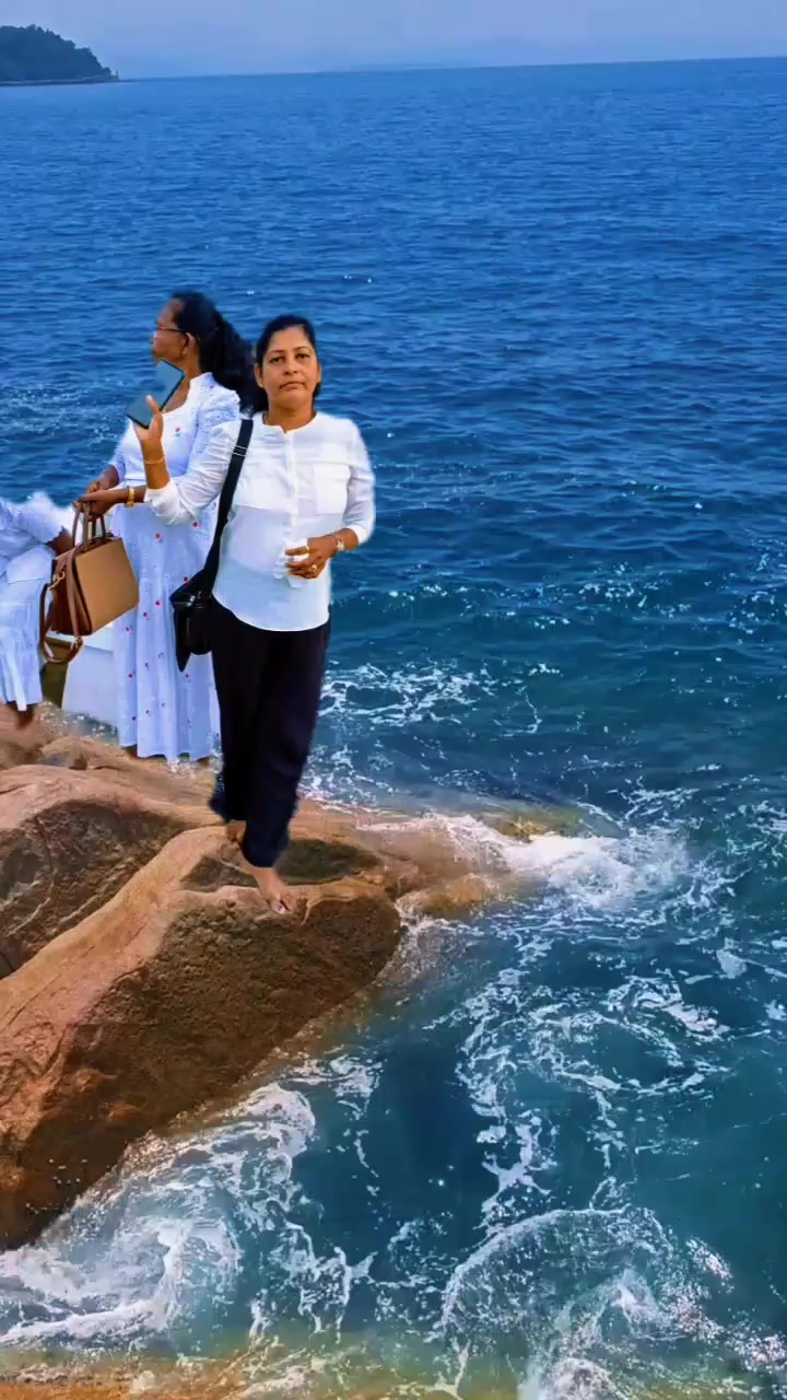@ශනි