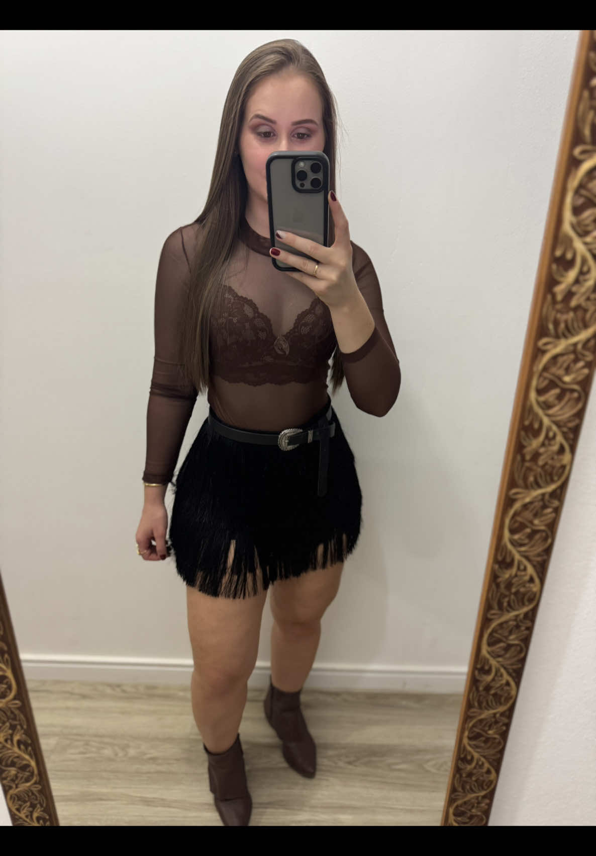 @Nayana Peron