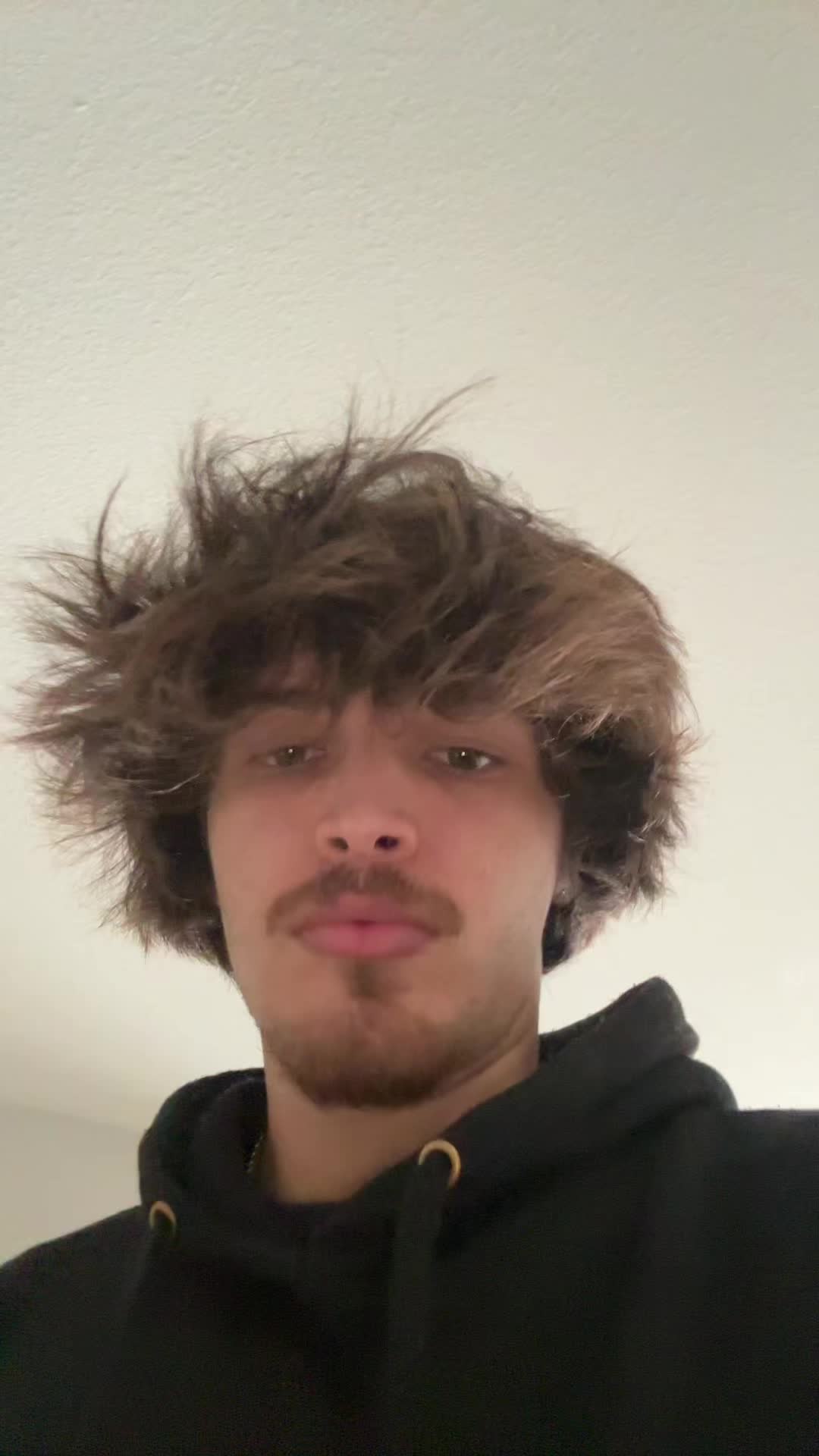 @Whiteboywitabonnet