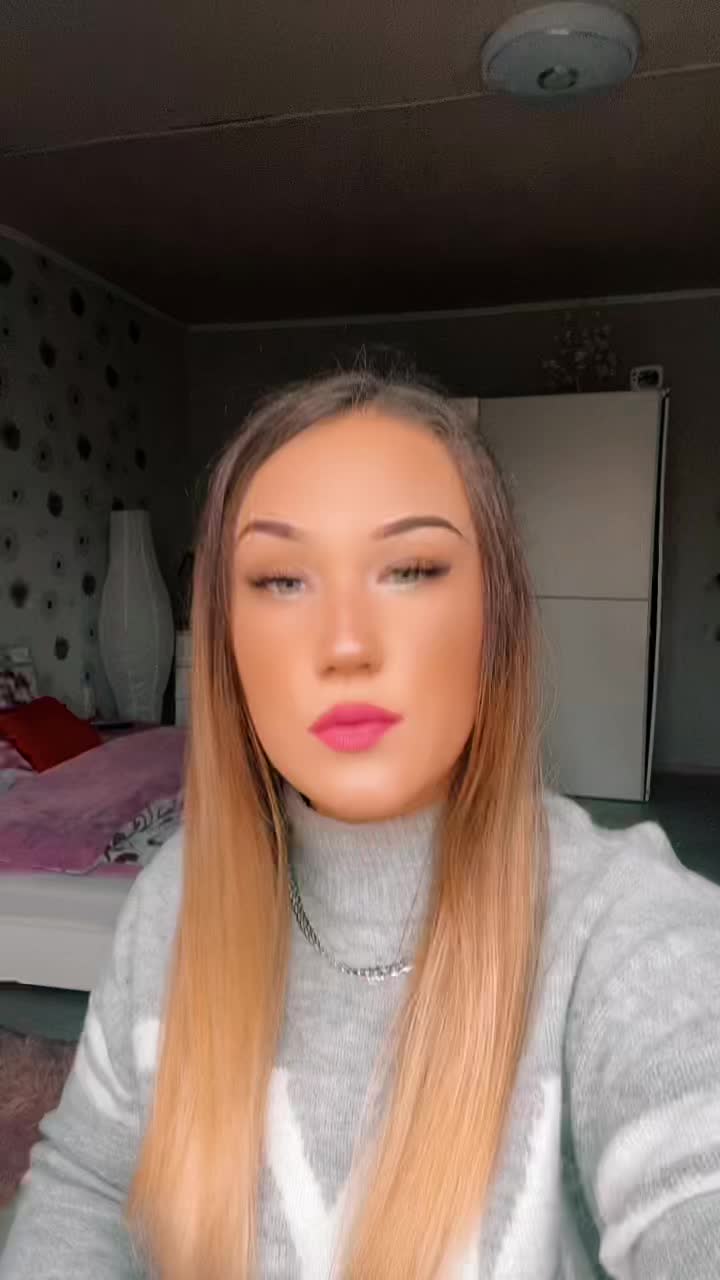 @Каролина.🖤
