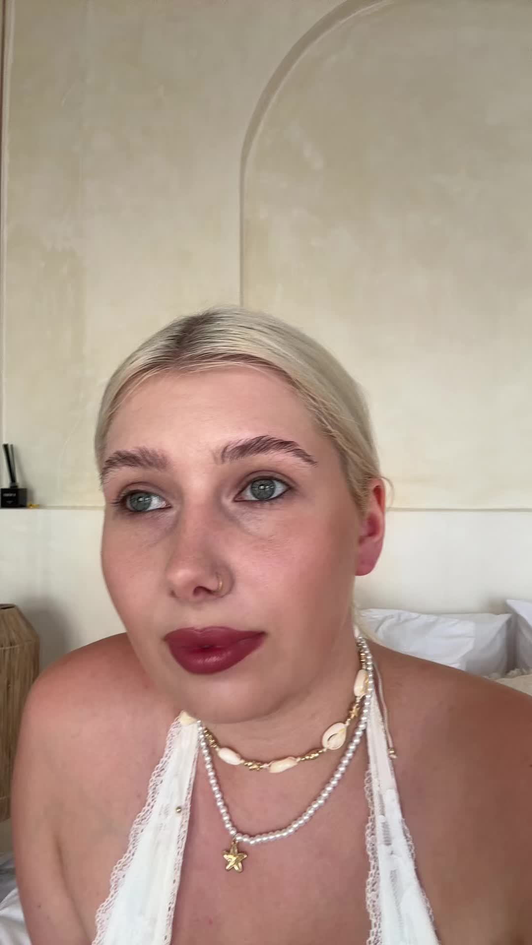 @isabellotrix
