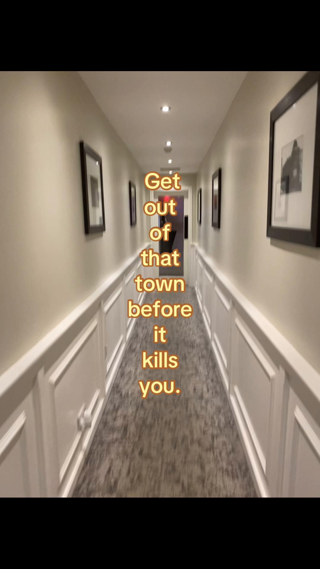 @🦇⋆.ೃ࿔*:・