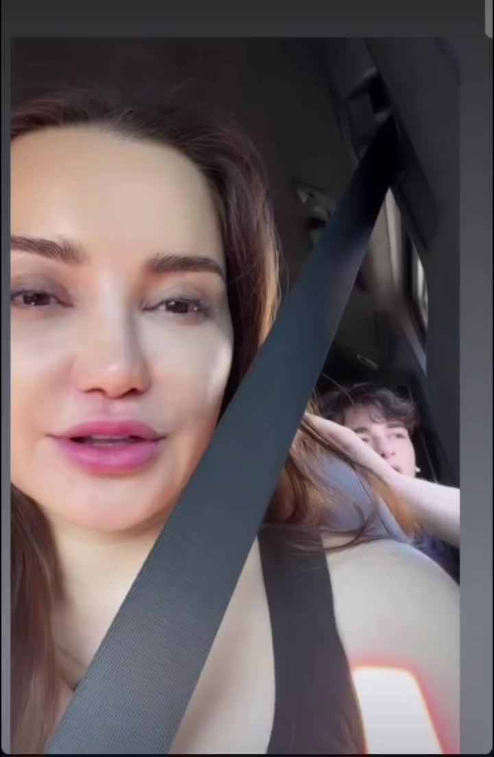 @KM