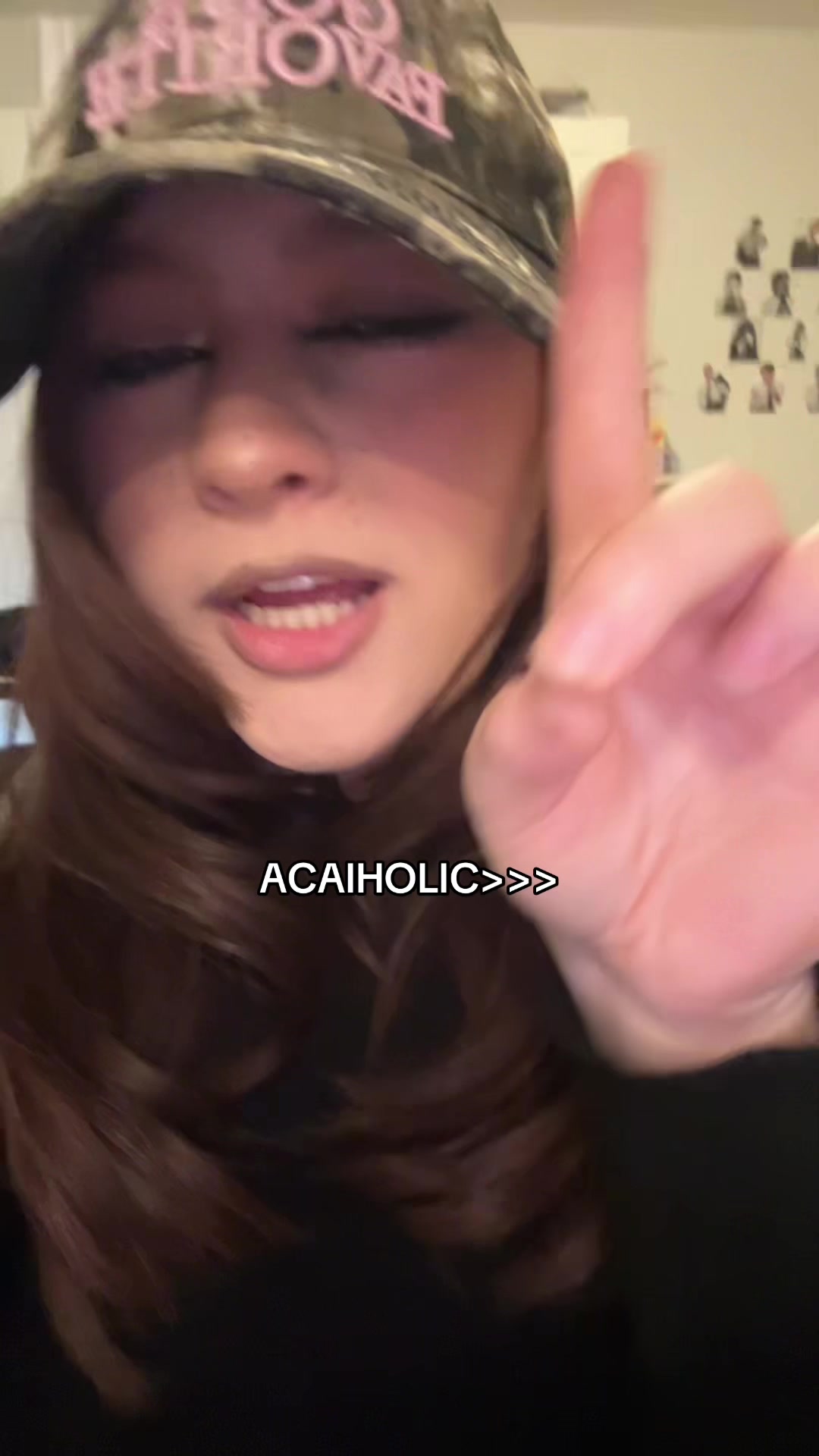 @yllka⁷