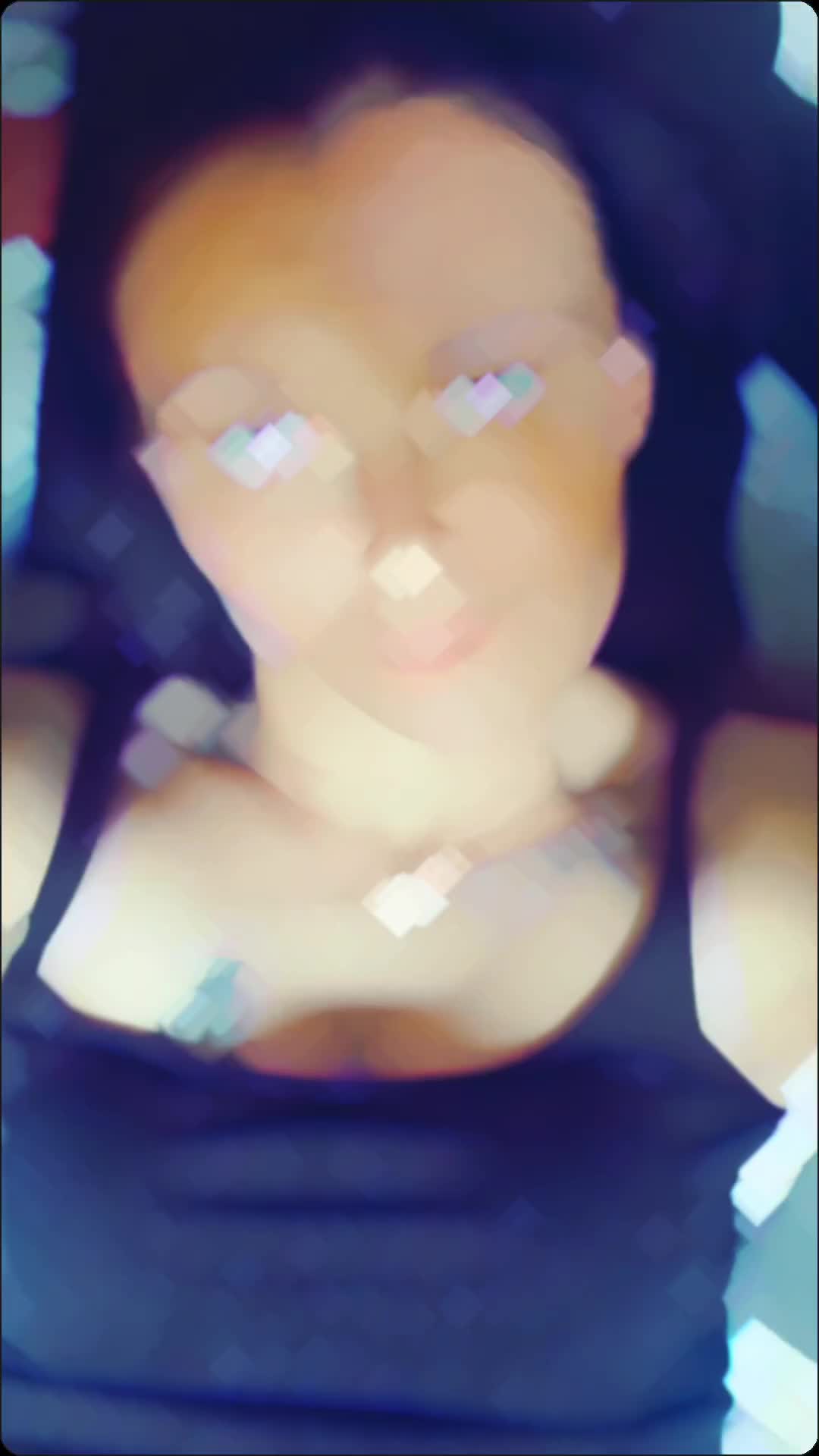 @laliika <3