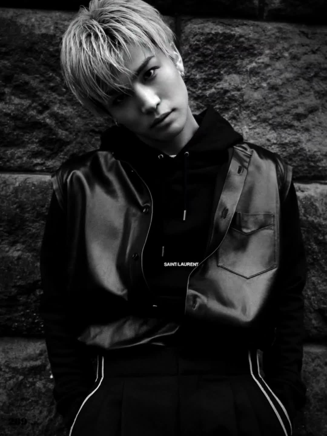 @><