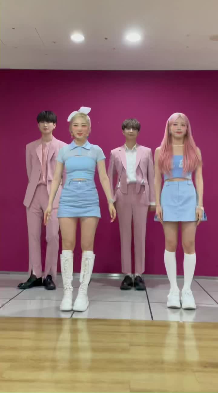 @loonatheworld