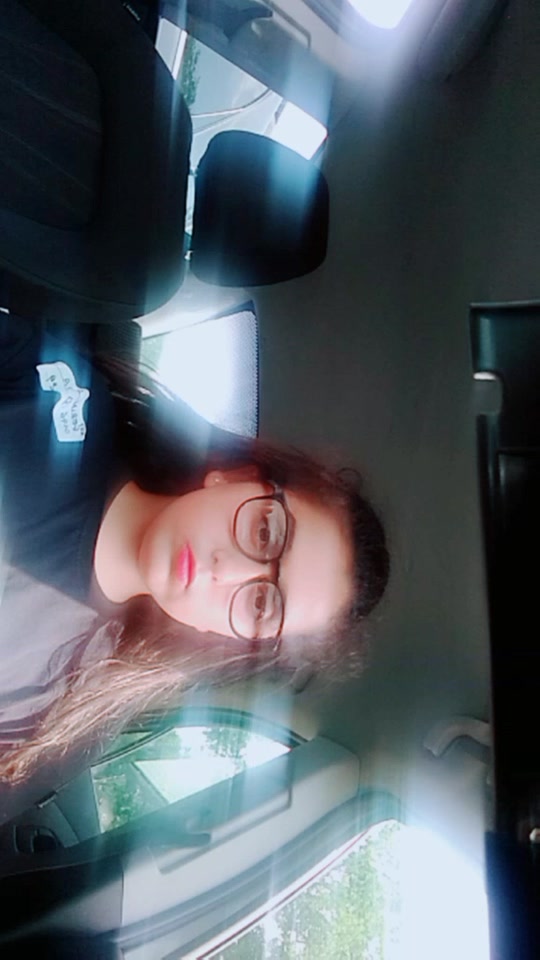 @laprincesseauyeubrun