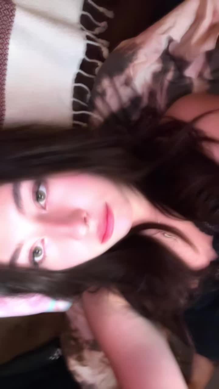@missmoodymo