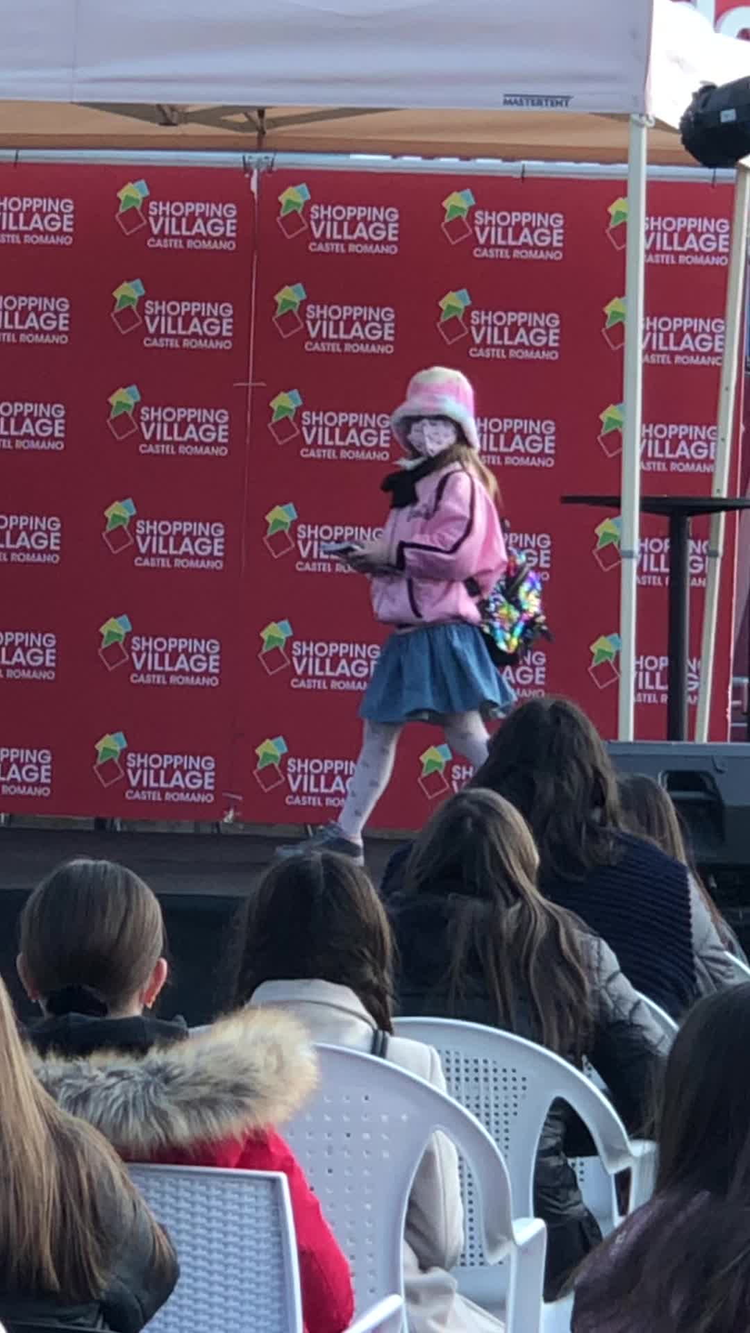 @Claudia 💕💕💕💕