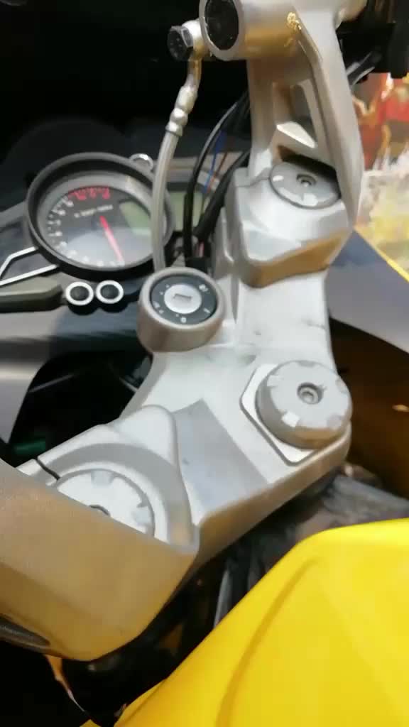 @R&agrave;j&aacute; Čr&ucirc;&iuml;ž&egrave;