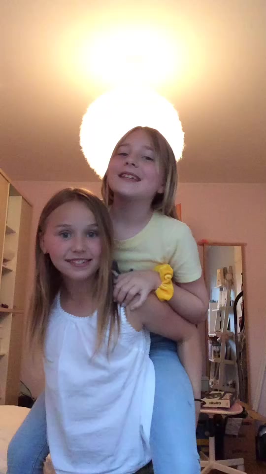 @Vi är tandtroll