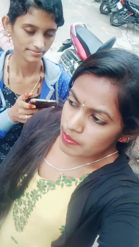 @👸 Mandya Queen 👑