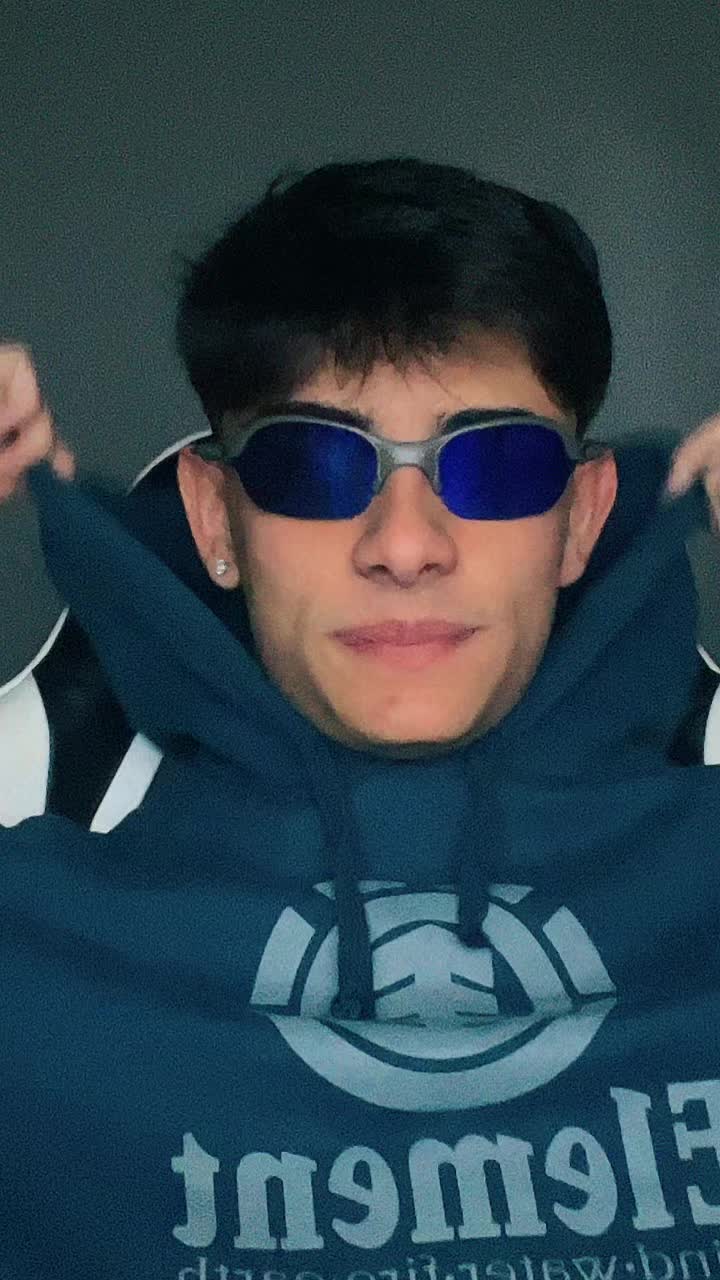 @yessirzuppa