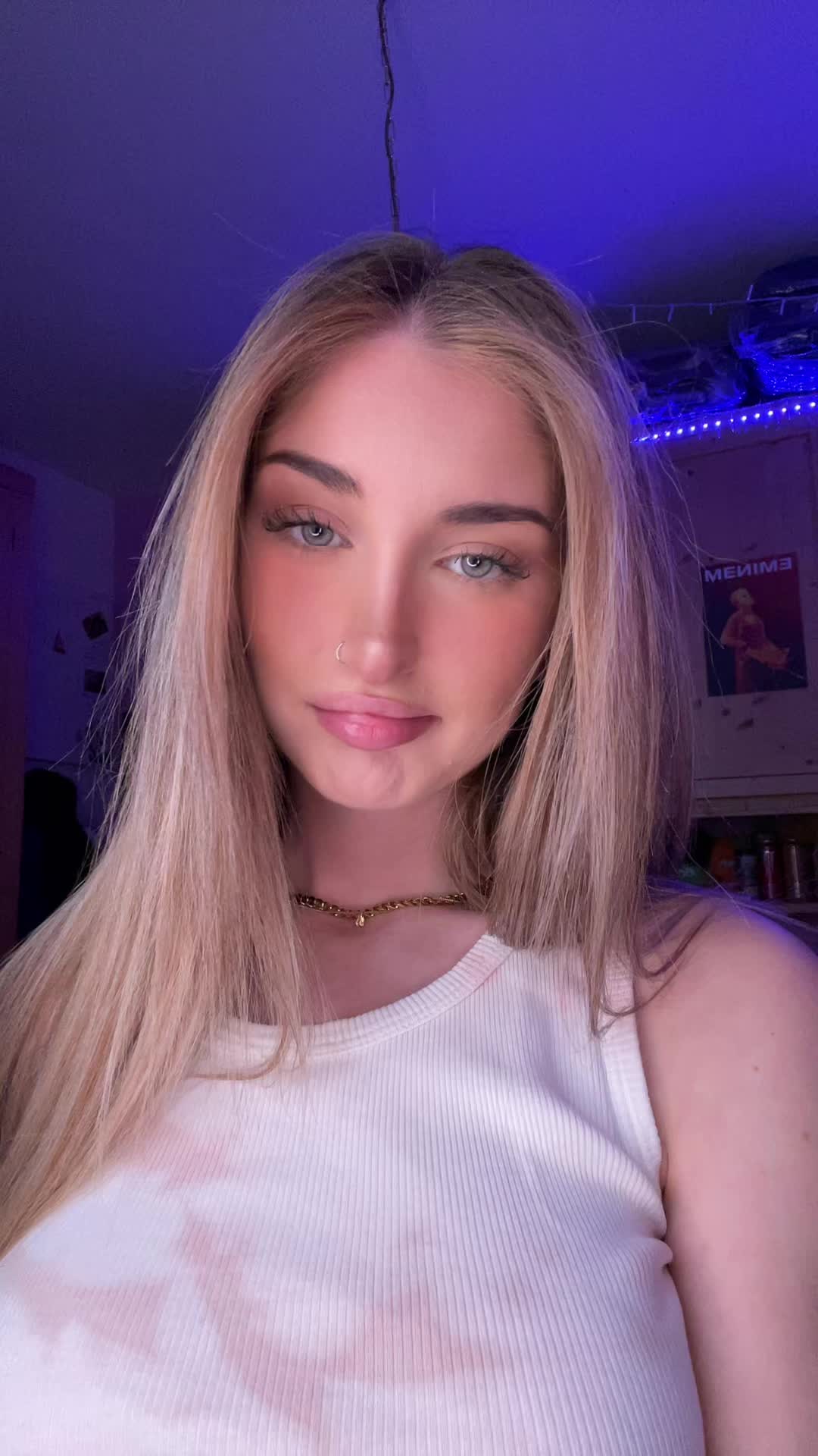 @ʎsuɐᴉƃ