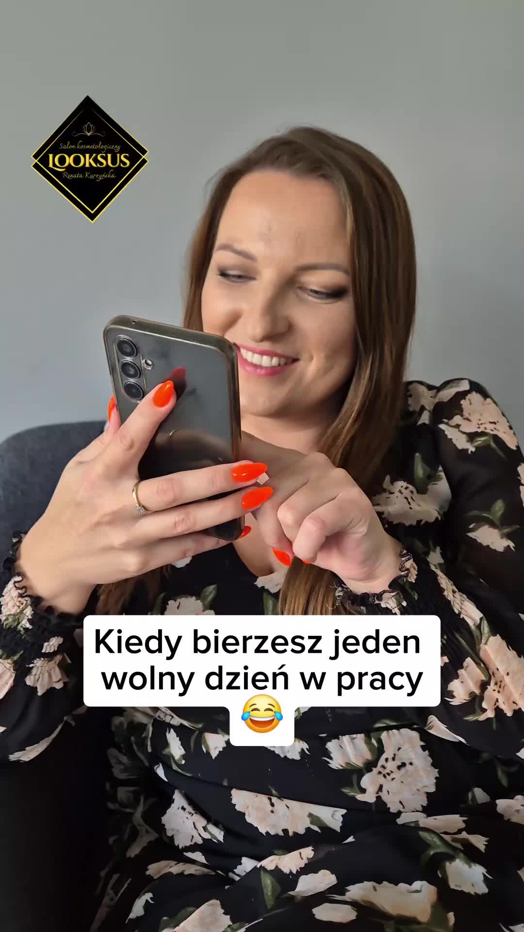 @Salon Looksus