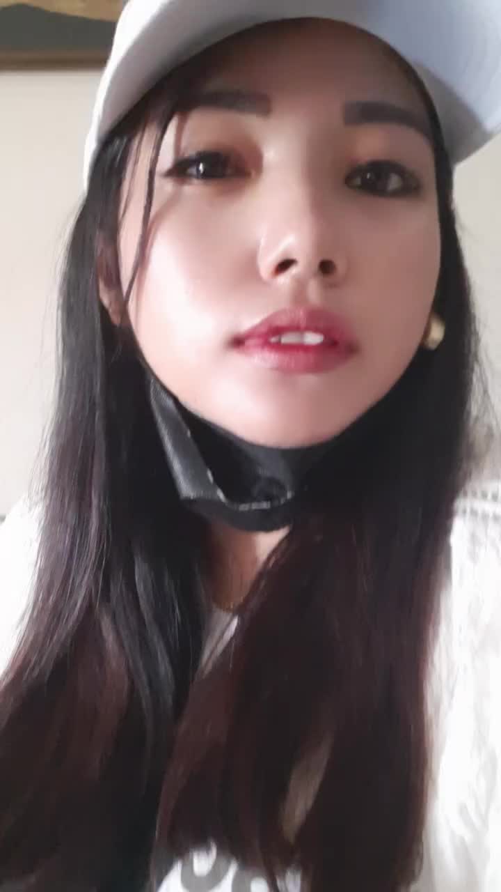 @๐ฌ๐๐๐๐๐๐_s