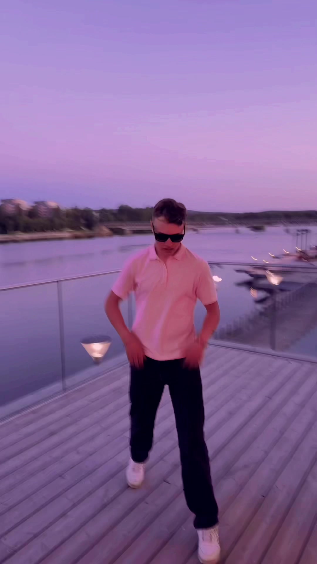 @Hejkon_bejkon®