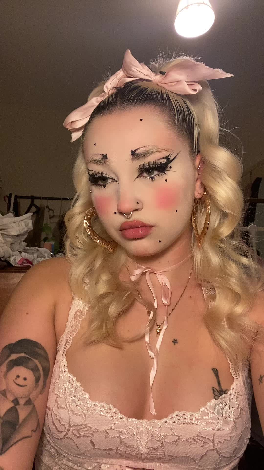@BrokeButPosh