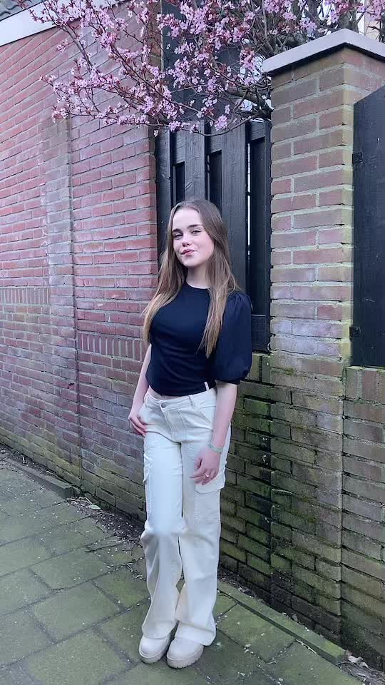 @Larissa