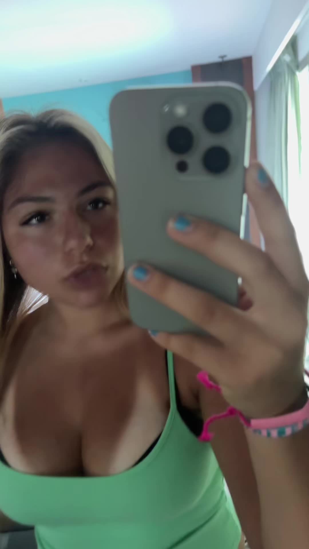 @ellaallk