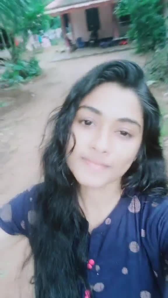 @മൂക്കുത്തി പെണ്ണ്😍