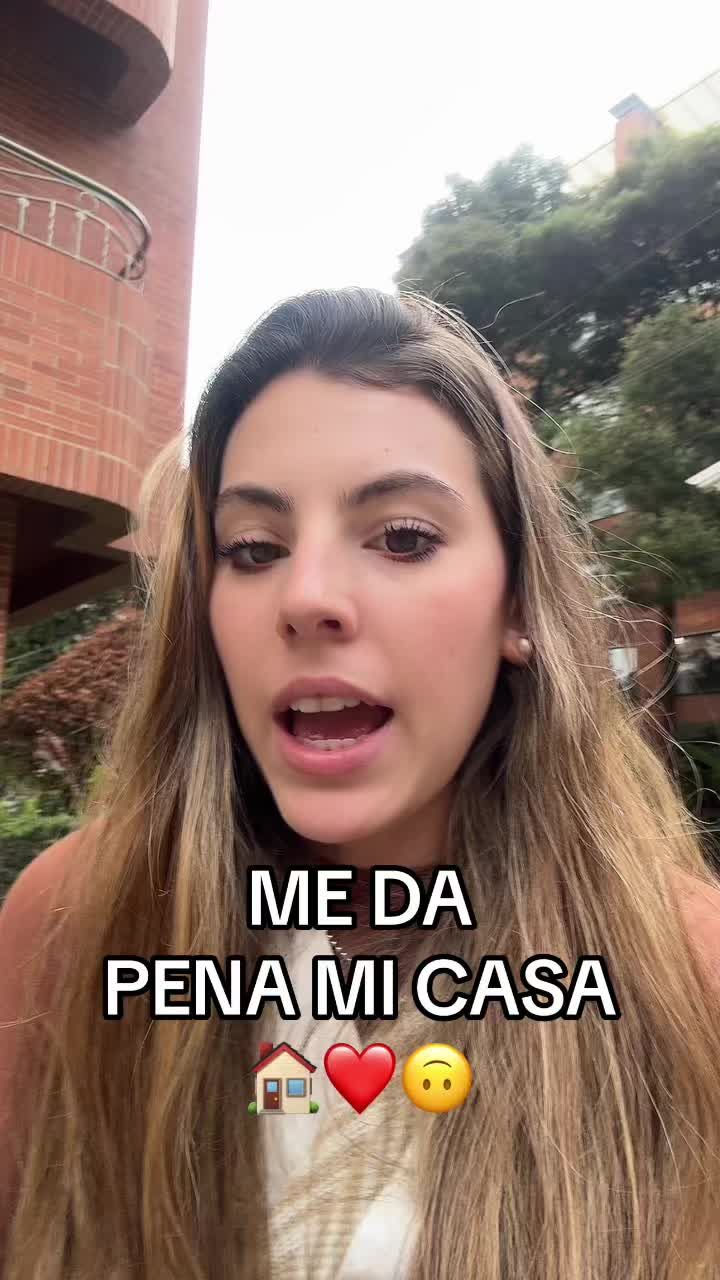 @camilareyeslondono
