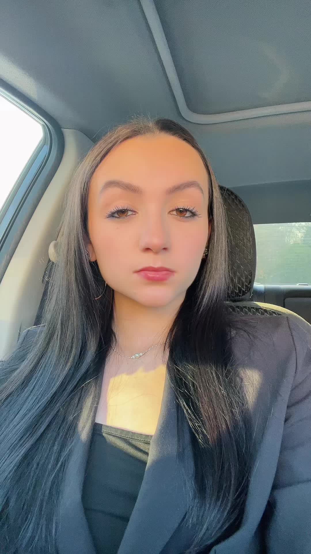 @🖤
