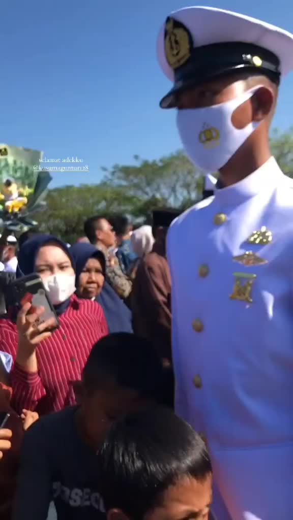 @Putriayu