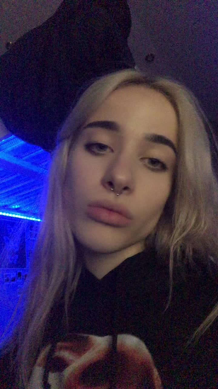 @bruxye