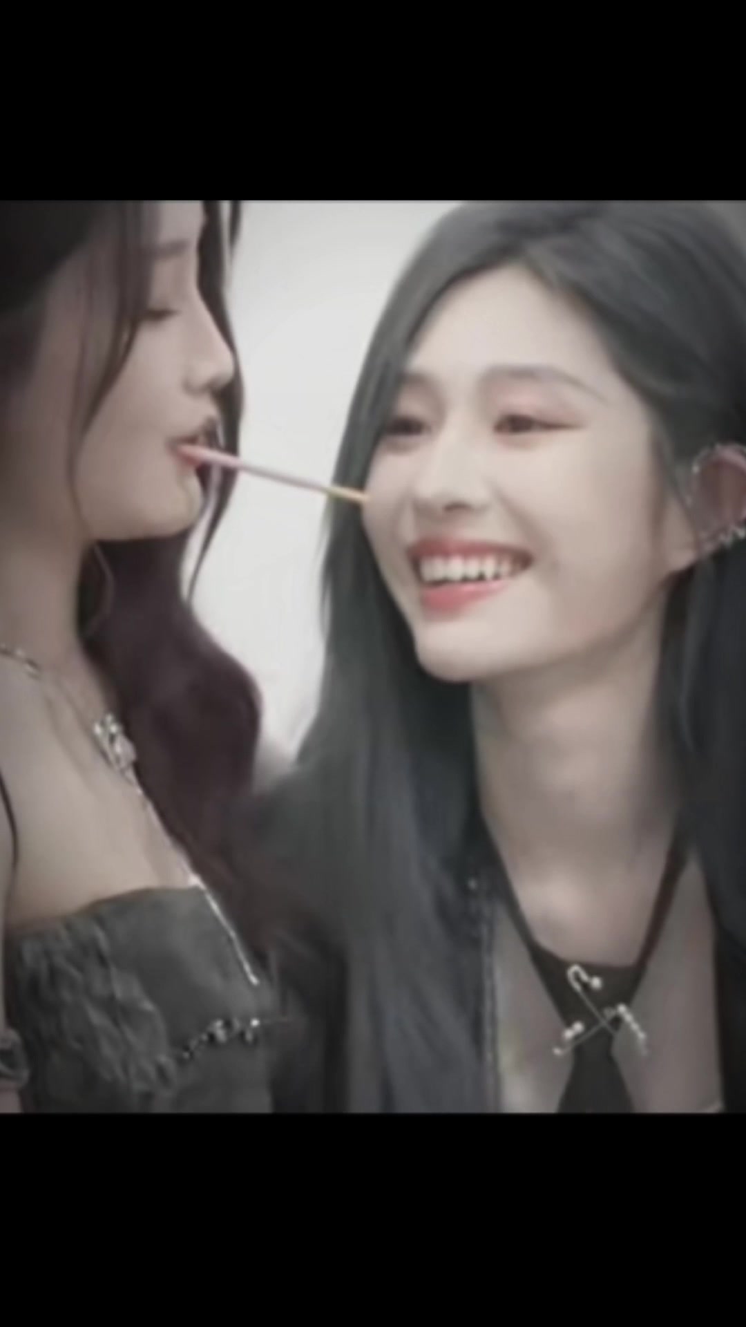 @𝙥'𝙨𝙖𝙧𝙖𝙣𝙂𝙁