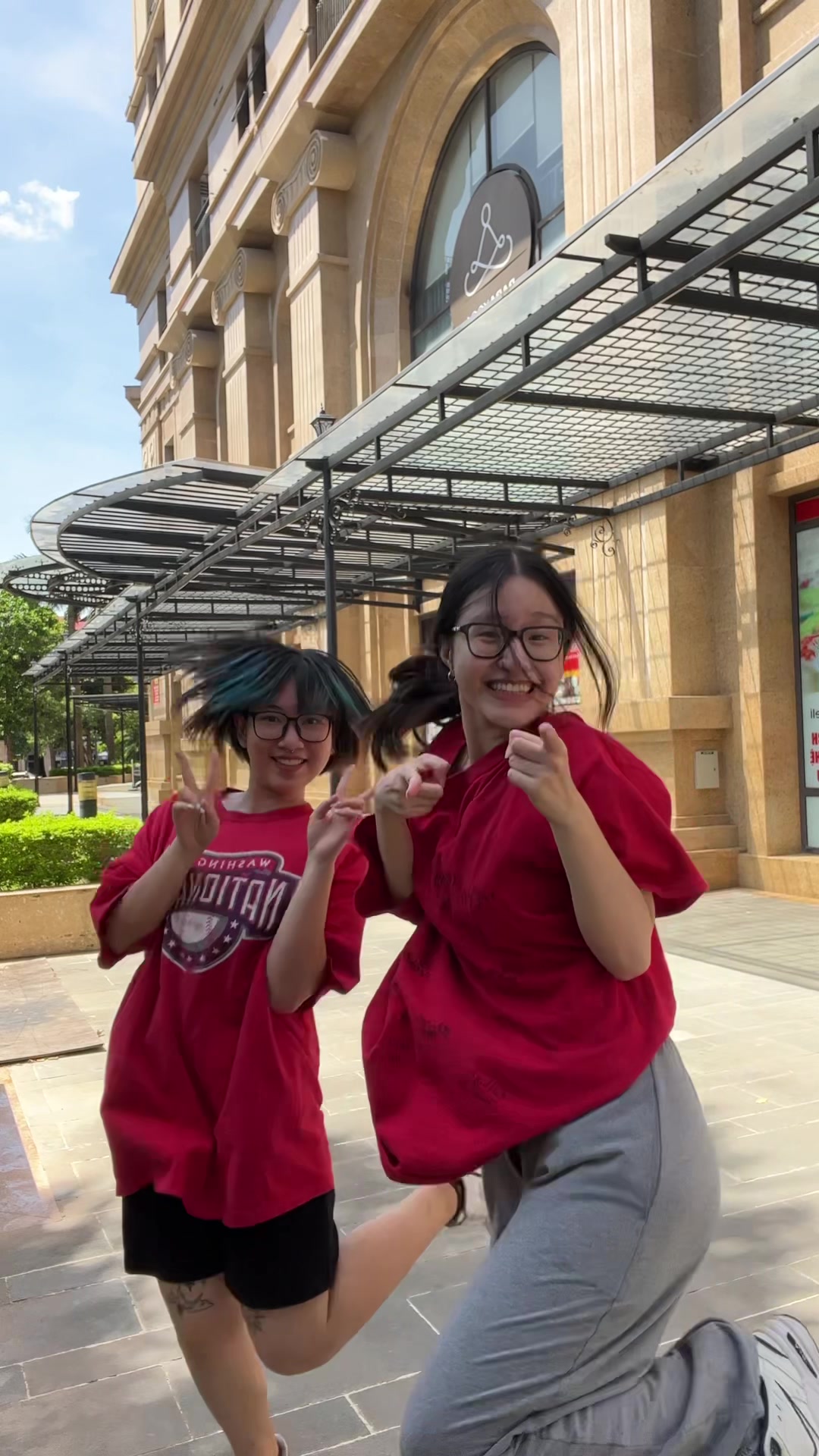@GỜ HÚT