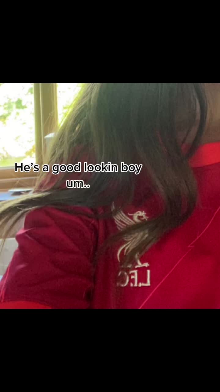 @Hendos_wifey