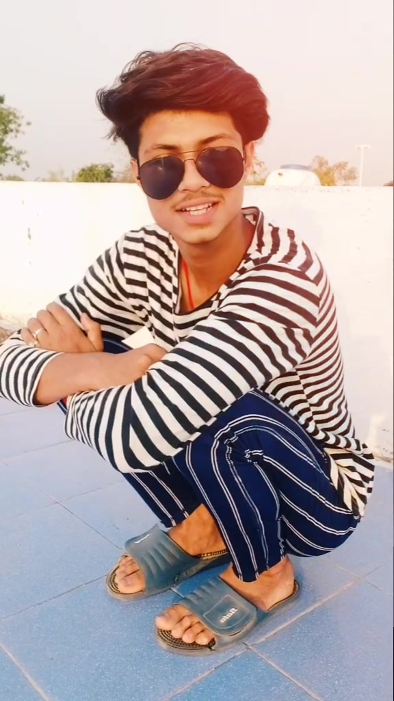 @👑royal bobby👑
