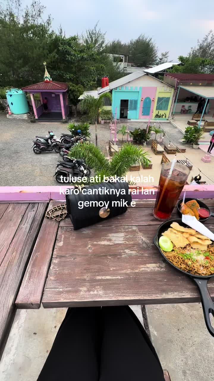 @Nayyla