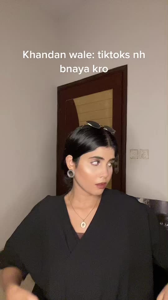 @Ayesha Ashraf Saeedi🎀💅