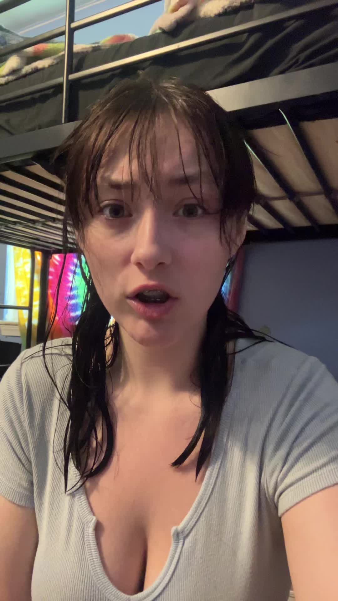@Ava