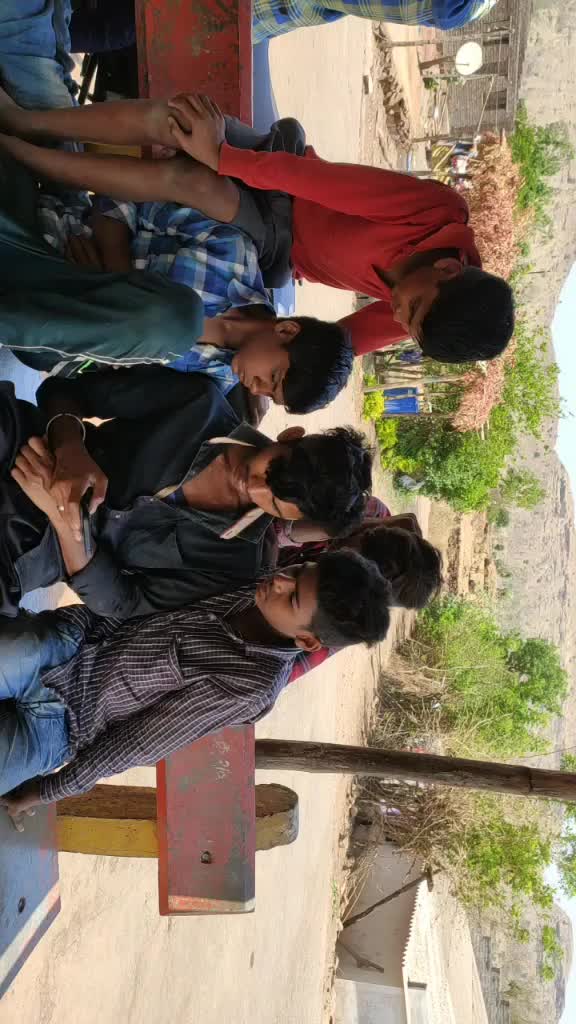 @Rocky... 😎😎😎