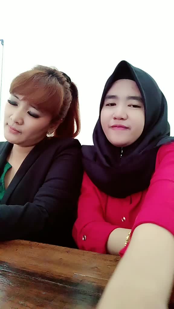 @Anna08