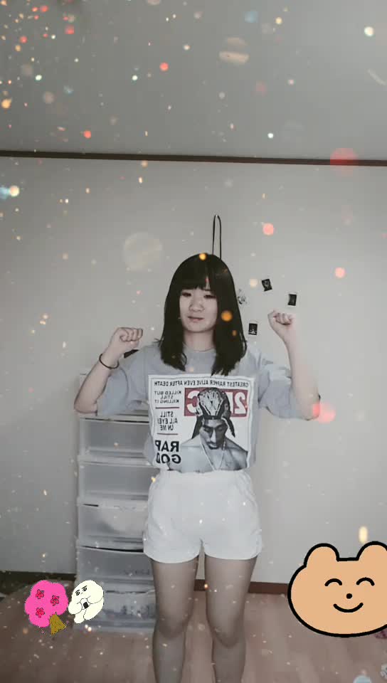 @泉 まゆな
