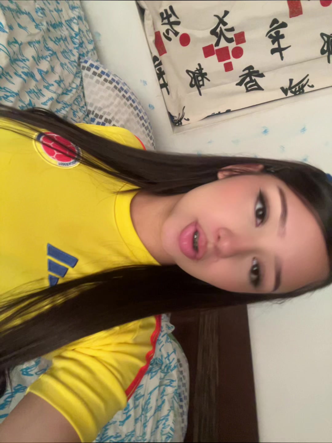 @ℳ𝒶𝓃𝓊𝑒𝓁𝒶 💋