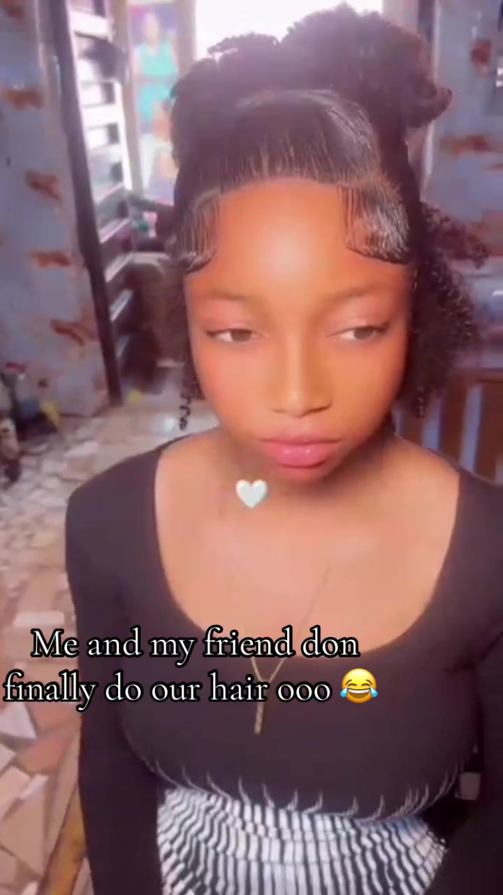 @PRETTY 🤩 ✌️💖ADEOLA