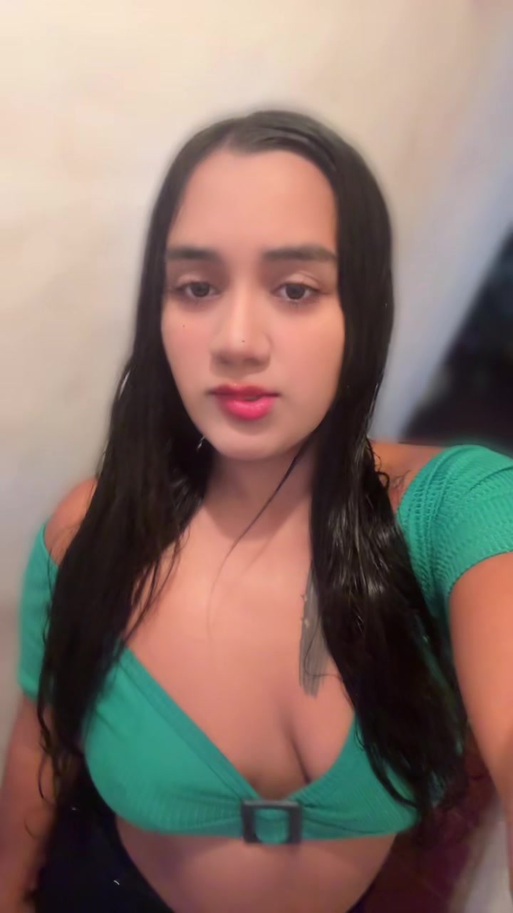 @Lizy Torres🌙🌸🫦🩷🍒
