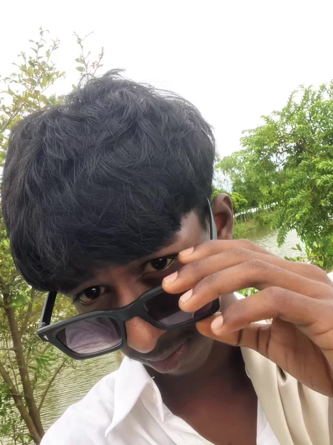 @Debangshu 🎭
