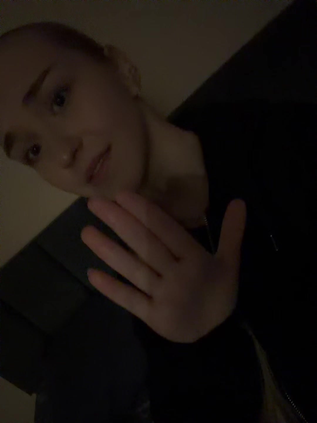 @Angélique