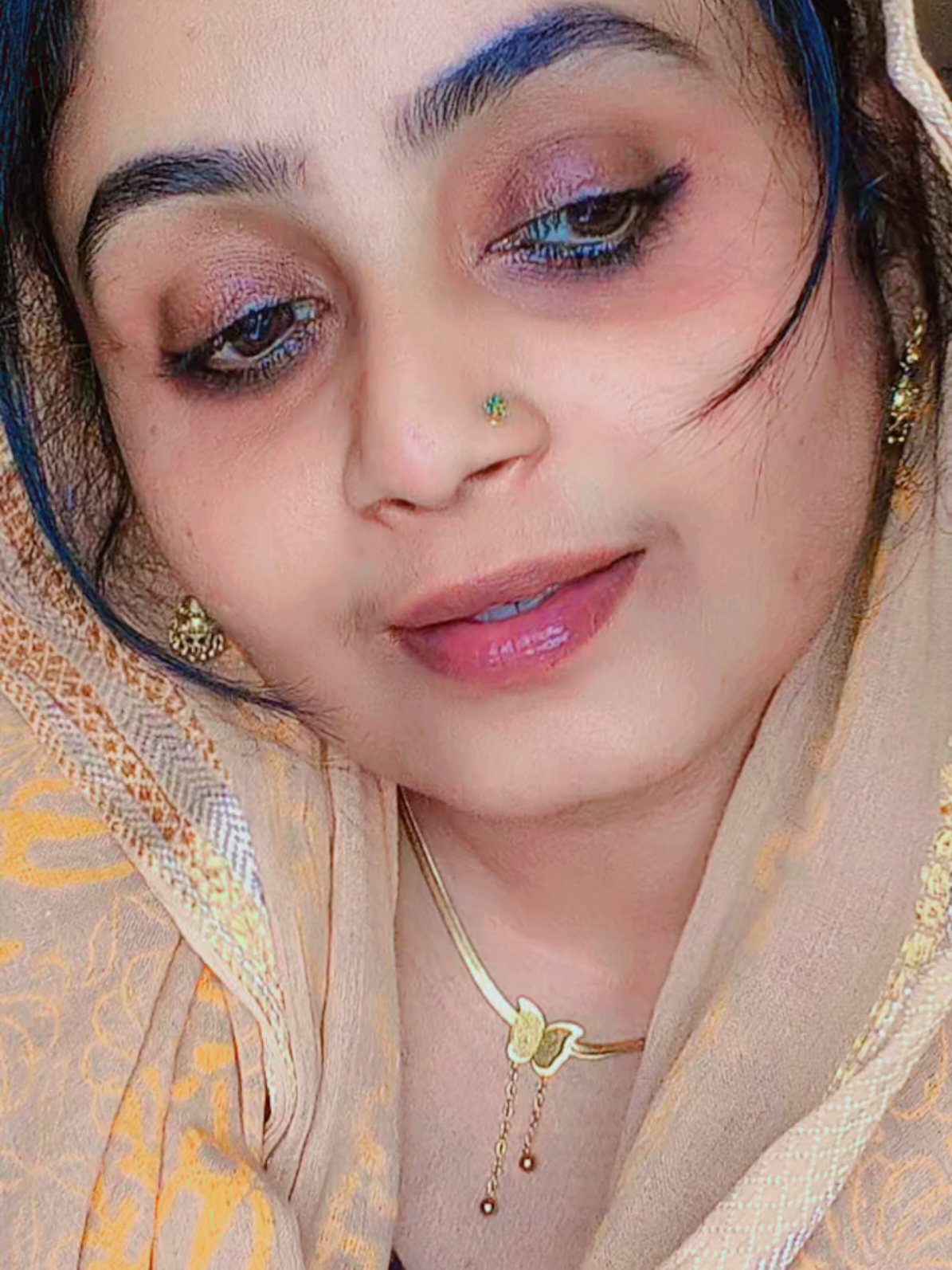 @🧿🦋DHanYA SUreSh🦋🧿