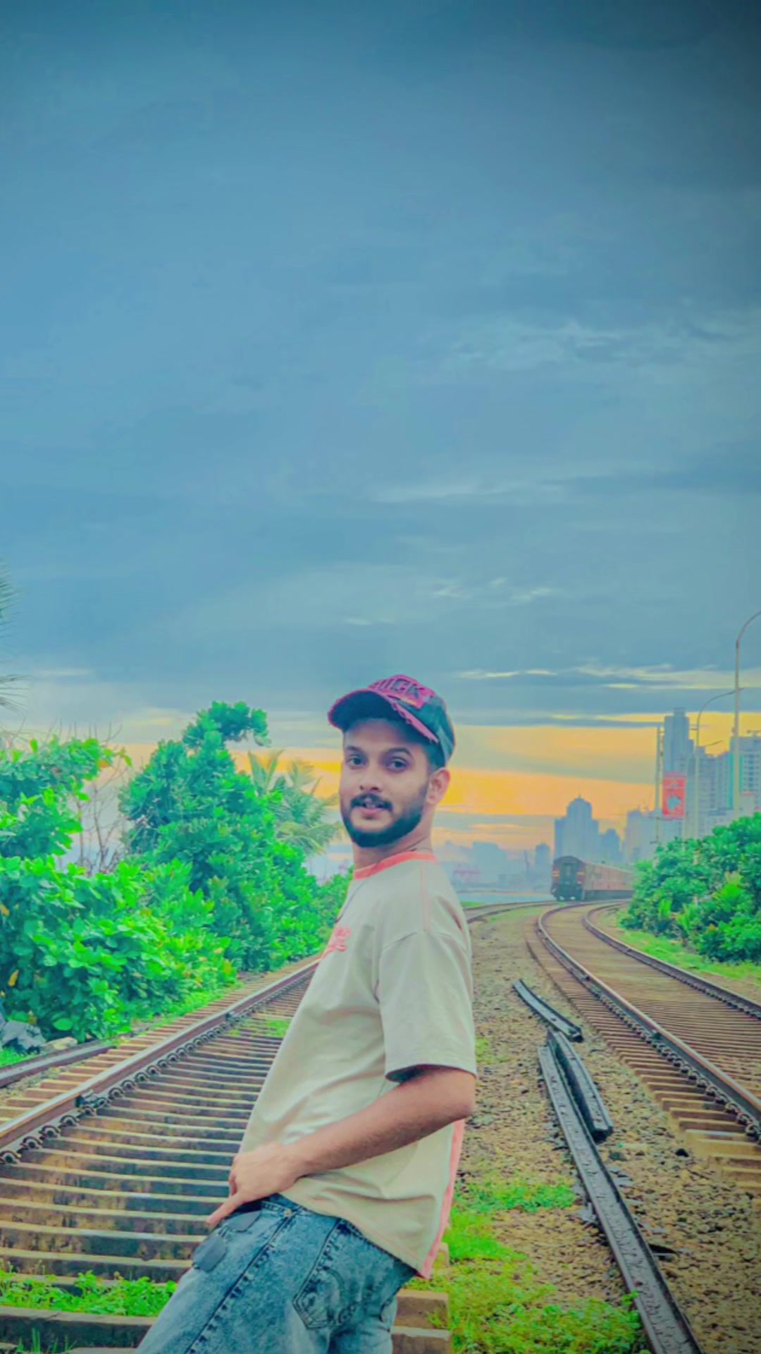 @𝐌𝐨𝐨𝐧 𝐖𝐚𝐥𝐤𝐞𝐫 🌙🐾🍂