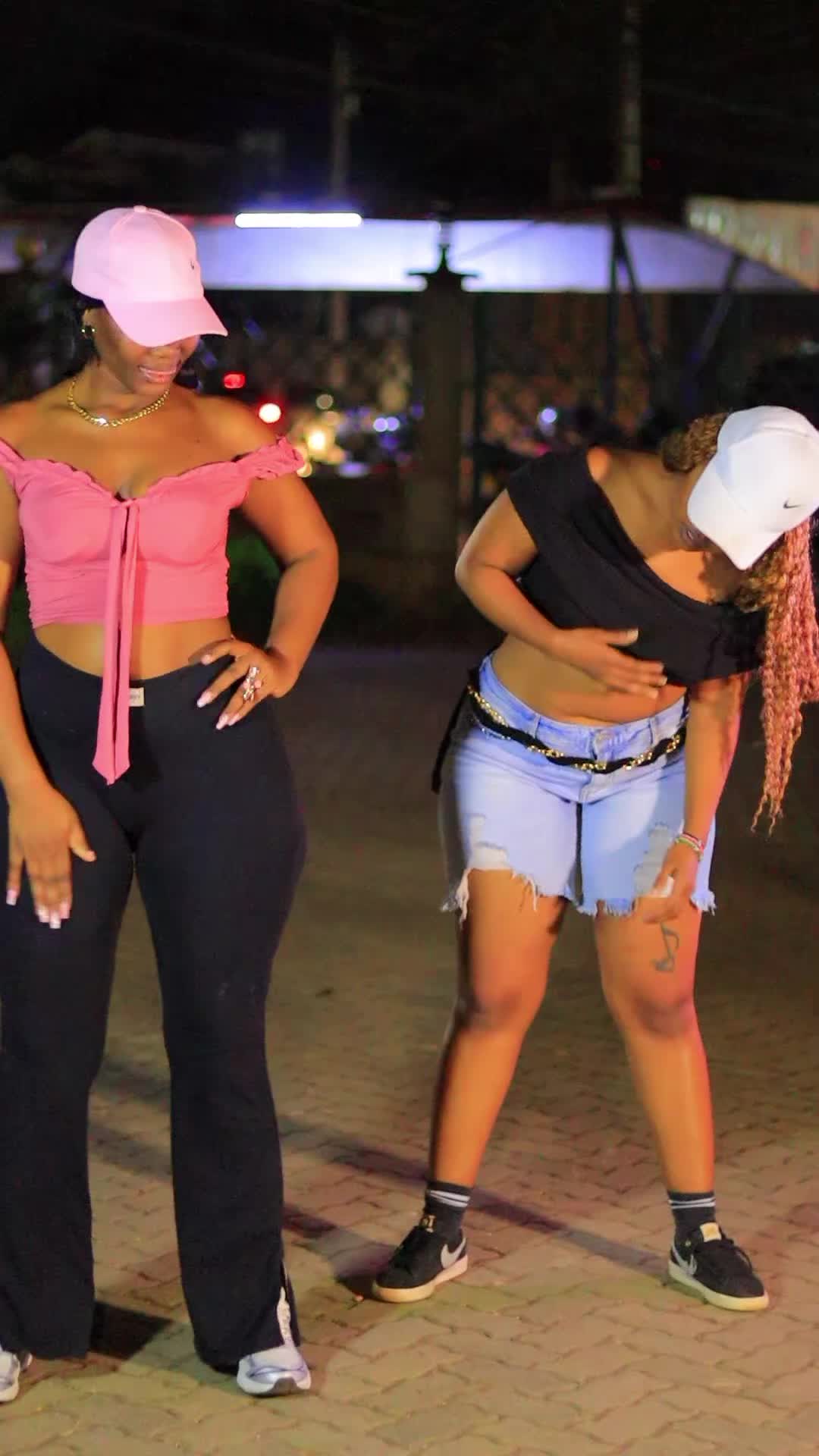 @Thicky_🫧🌸