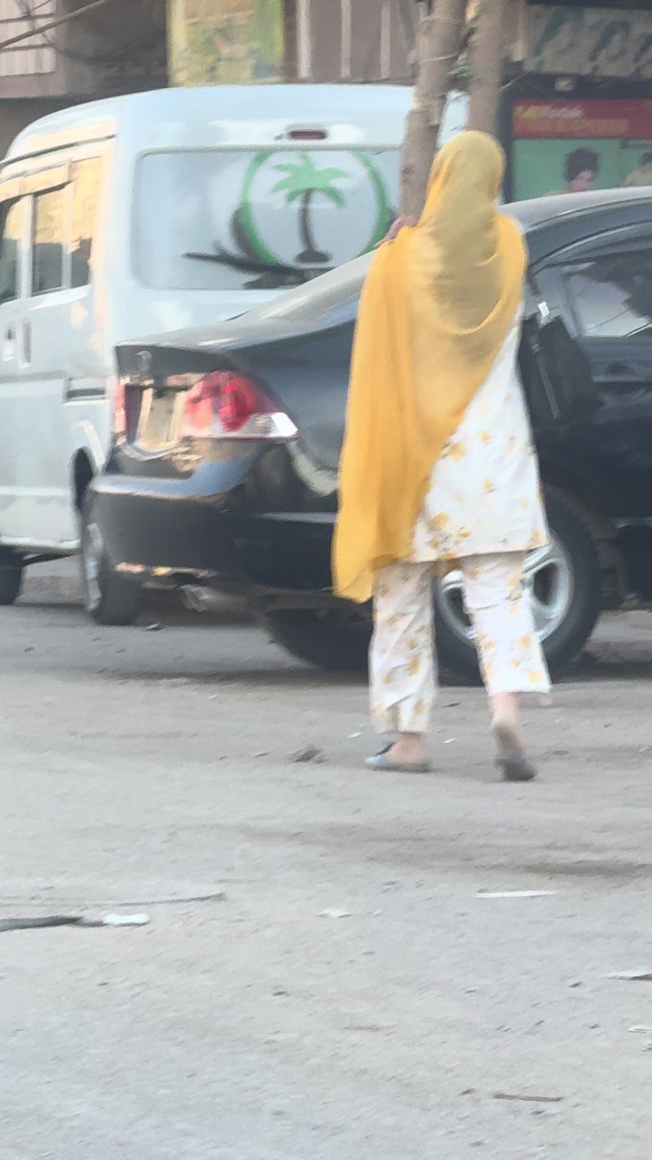 @realdesiauntyofficial