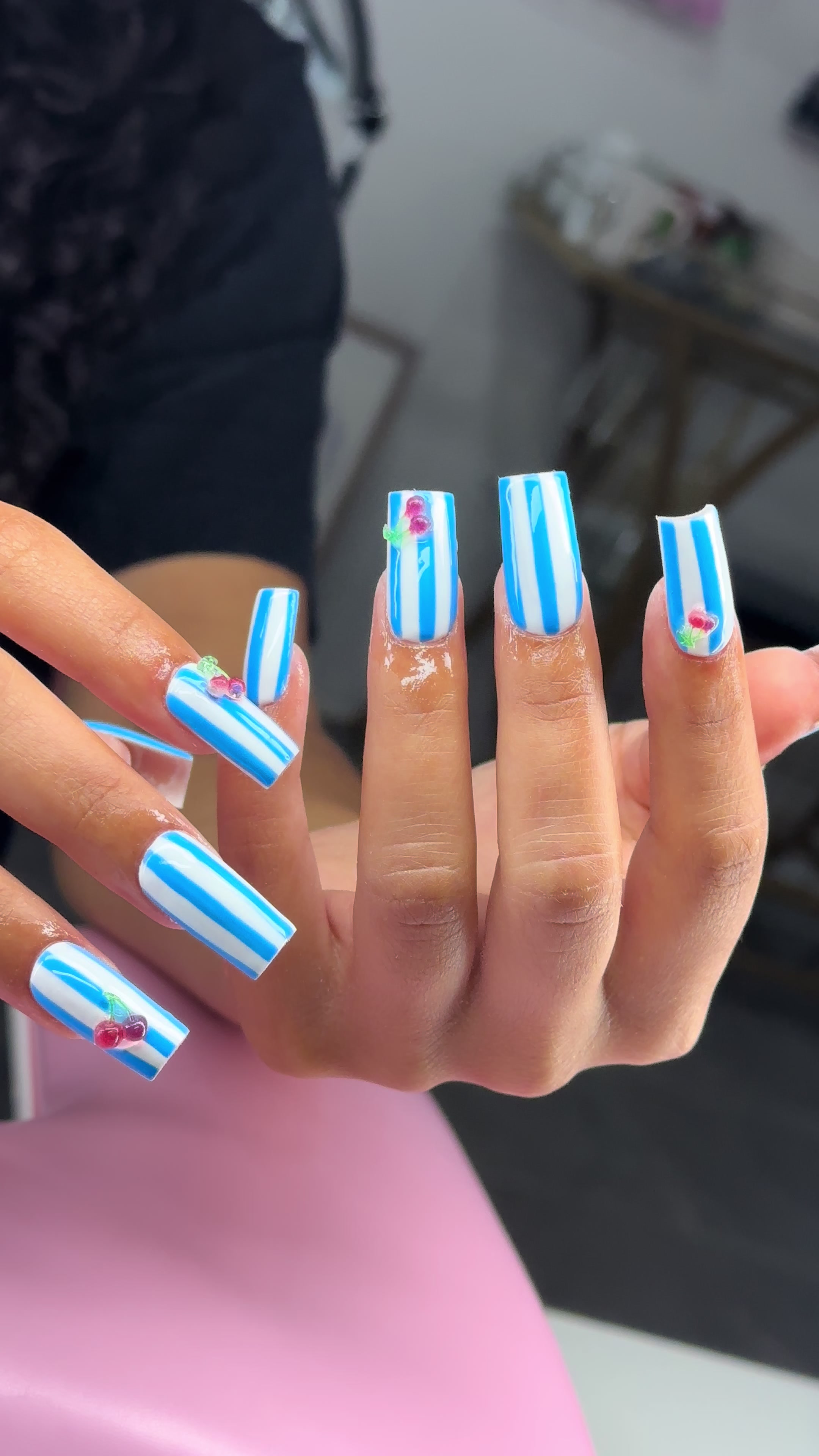 @TheNailR00m